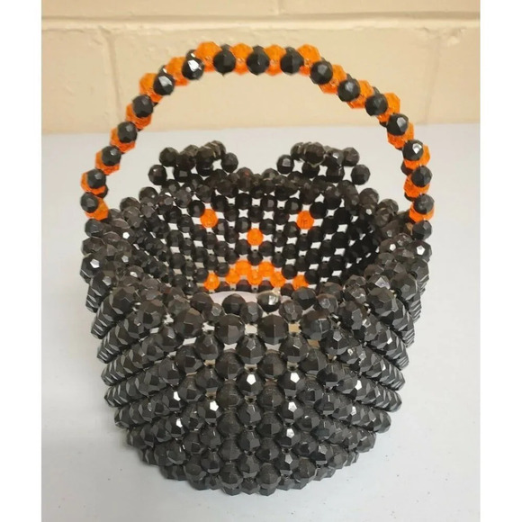 Halloween Handmade Black Cat Beaded Treat Basket - Picture 3 of 6